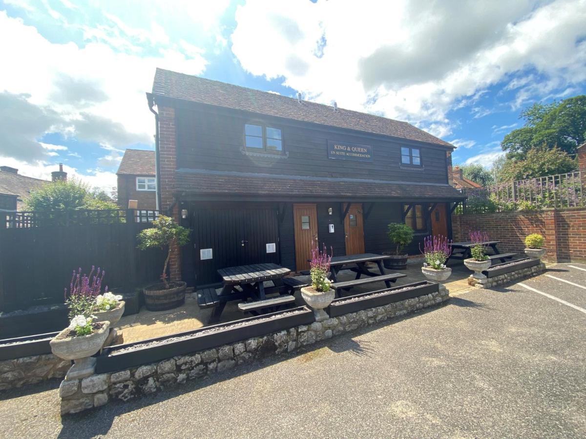 The King And Queen West Malling Exterior foto